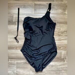 Simon Chang Bathing suit